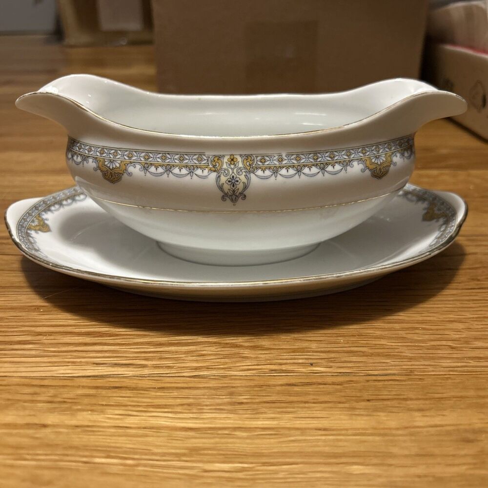 Vintage SCARCE 1920s NORITAKE THE REIMS gravy bowl boat attached plate #68467